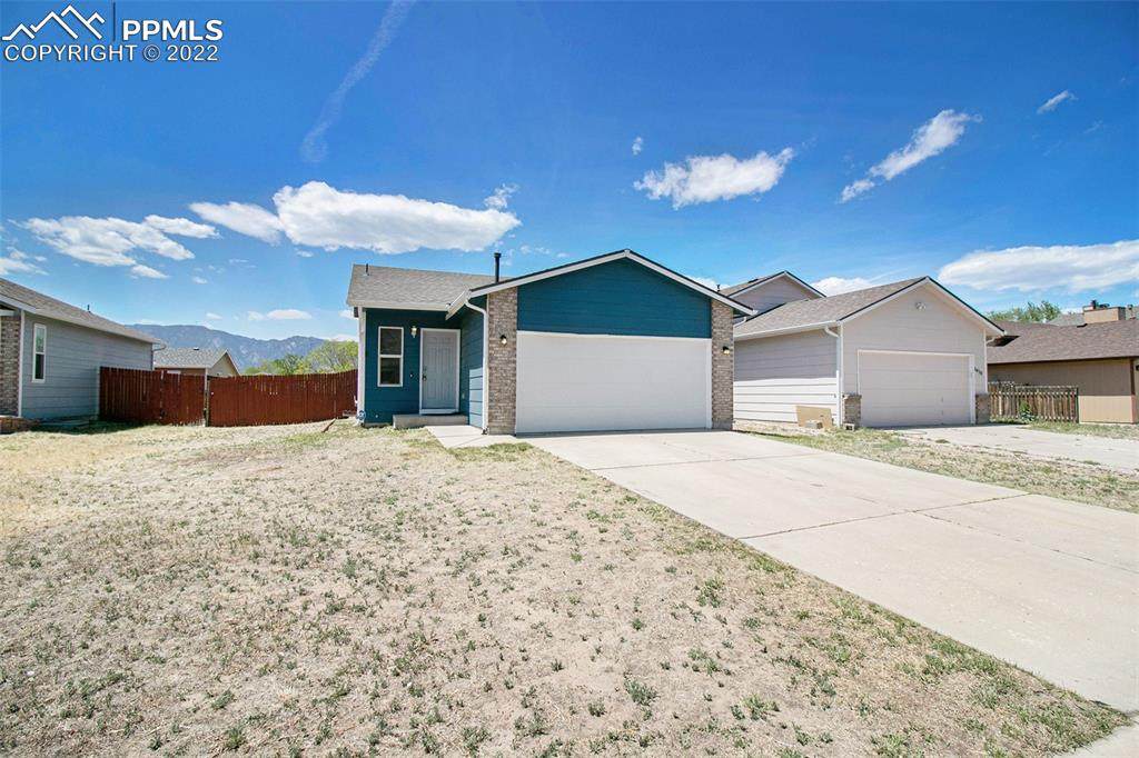 4460 Borden Drive - Photo 1