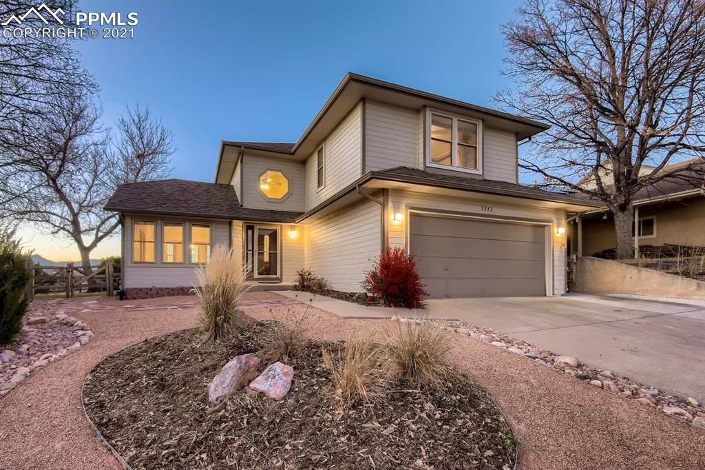 5242 Meteor Drive - Photo 1