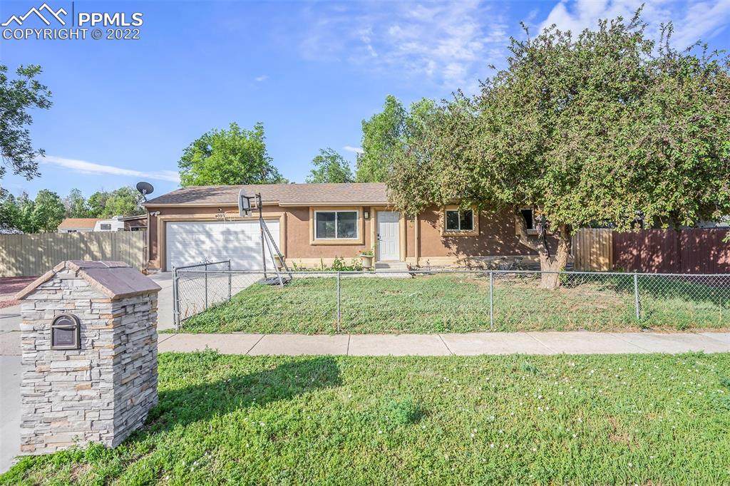 4029 Shelley Avenue - Photo 1