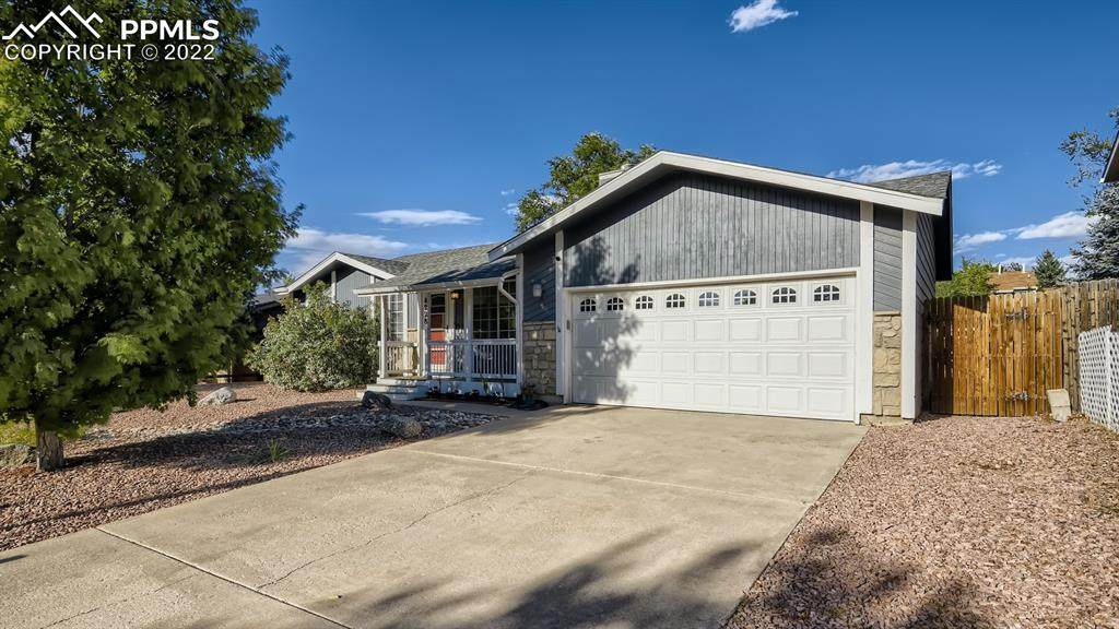 4228 Gatewood Drive - Photo 1