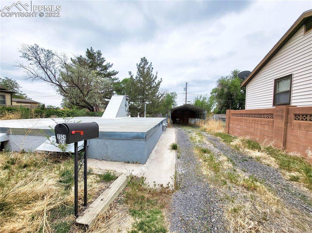 1524 15th Street - Photo 1