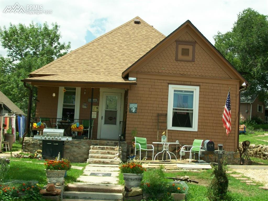 314 Chestnut Street - Photo 1