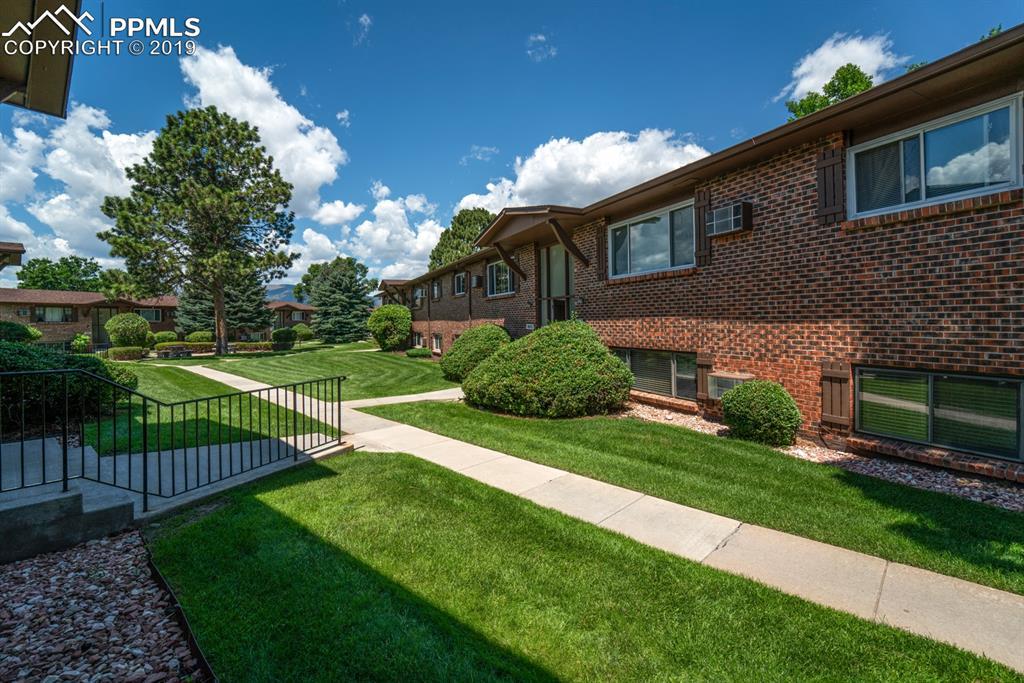 6613 Dublin Loop - Photo 1