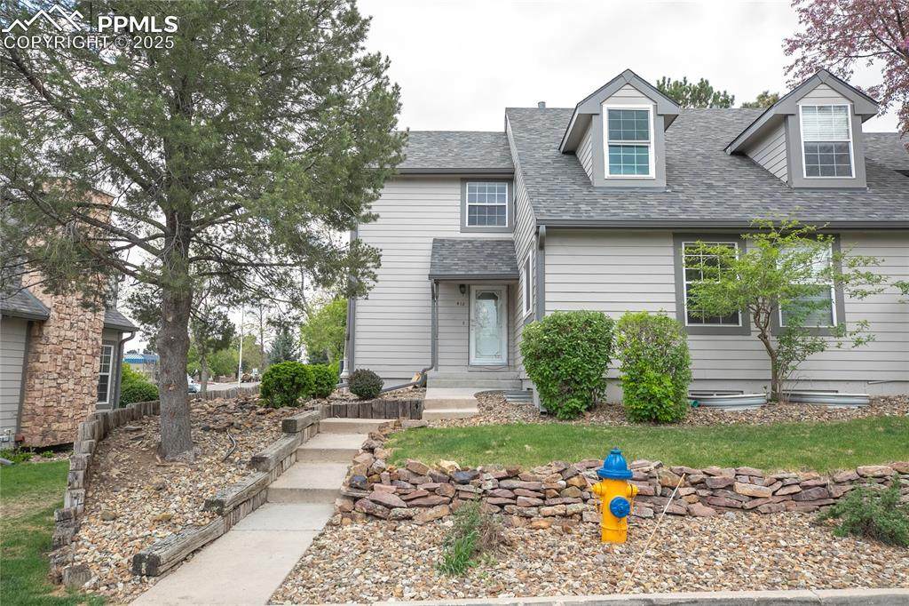 416 Cobblestone Drive - Photo 1