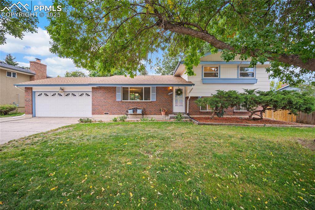 5007 Palmer Park Boulevard - Photo 1