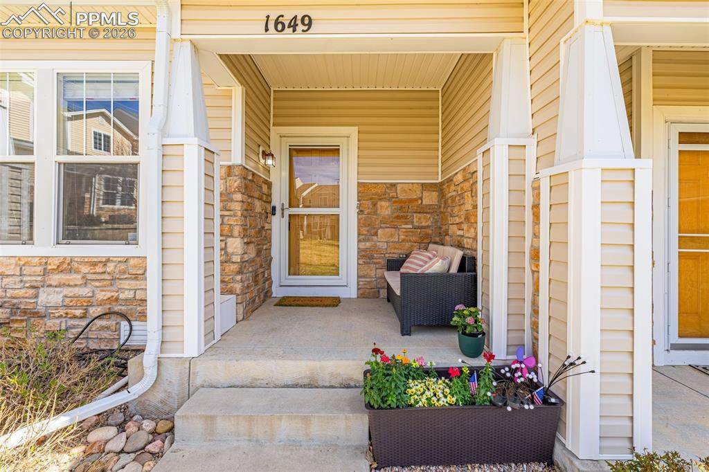 1649 Reilly Grove - Photo 1
