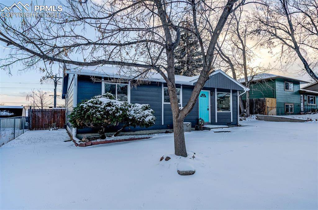 2015 Mccooke Drive - Photo 1