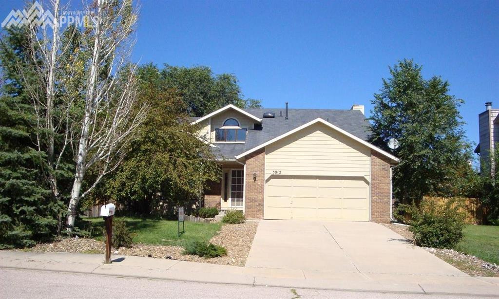 3812 Glenhurst Street - Photo 1