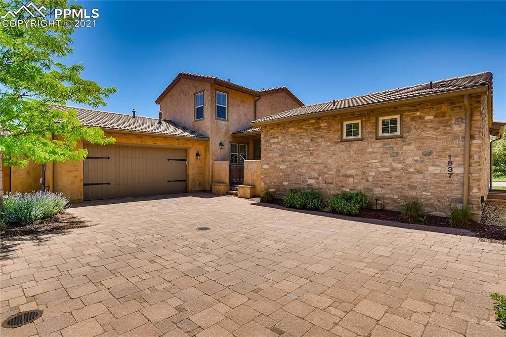 1837 La Bellezza Grove - Photo 1