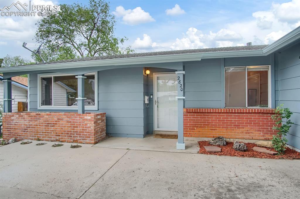 2820 Gomer Avenue - Photo 1