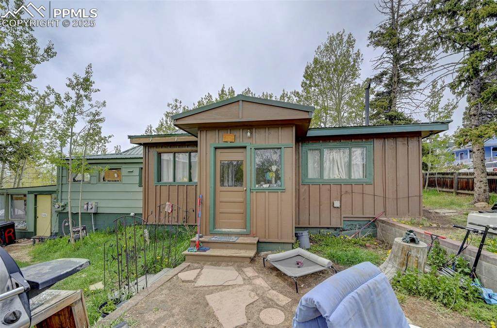 128 Eaton Avenue - Photo 1