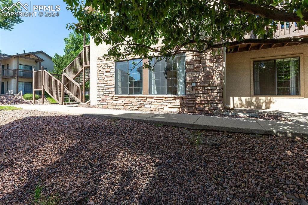 2130 Alicia Point - Photo 1