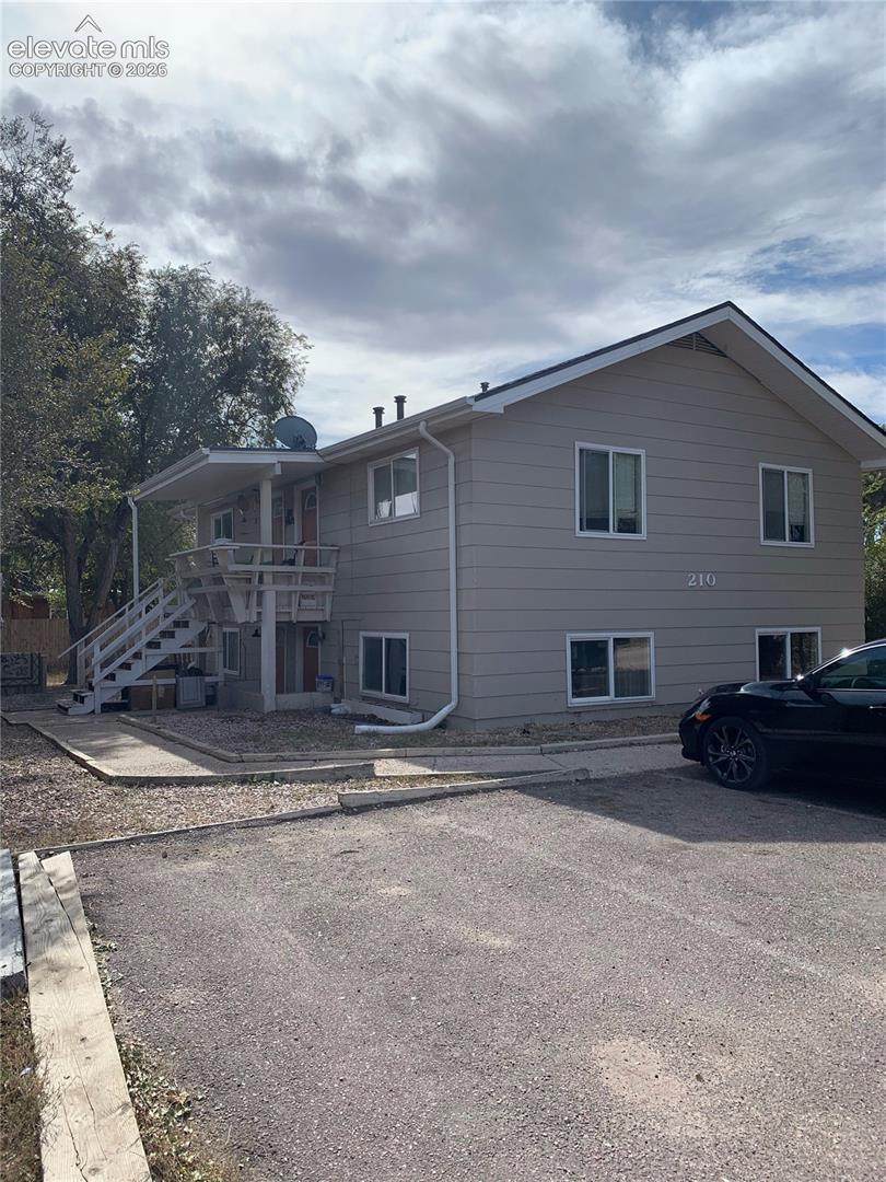 210 Iowa Boulevard - Photo 1