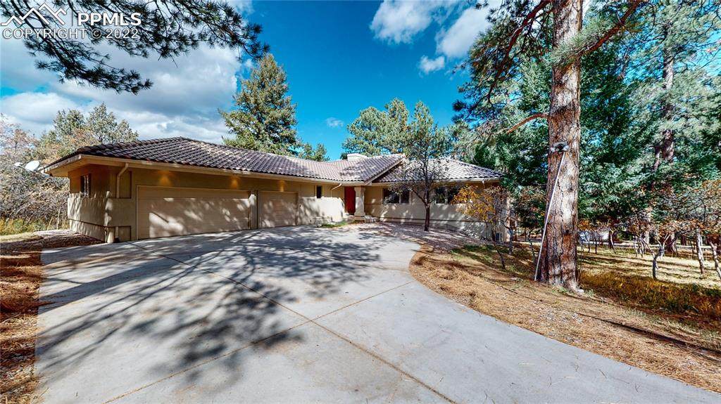 6231 Pike Drive - Photo 1