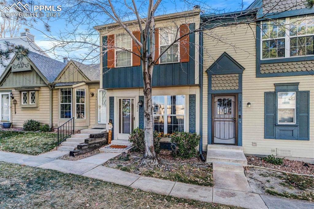 3672 Queen Anne Way - Photo 1