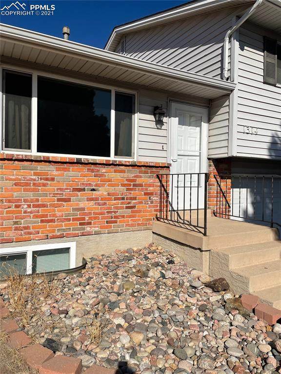 1314 Darby Street - Photo 1