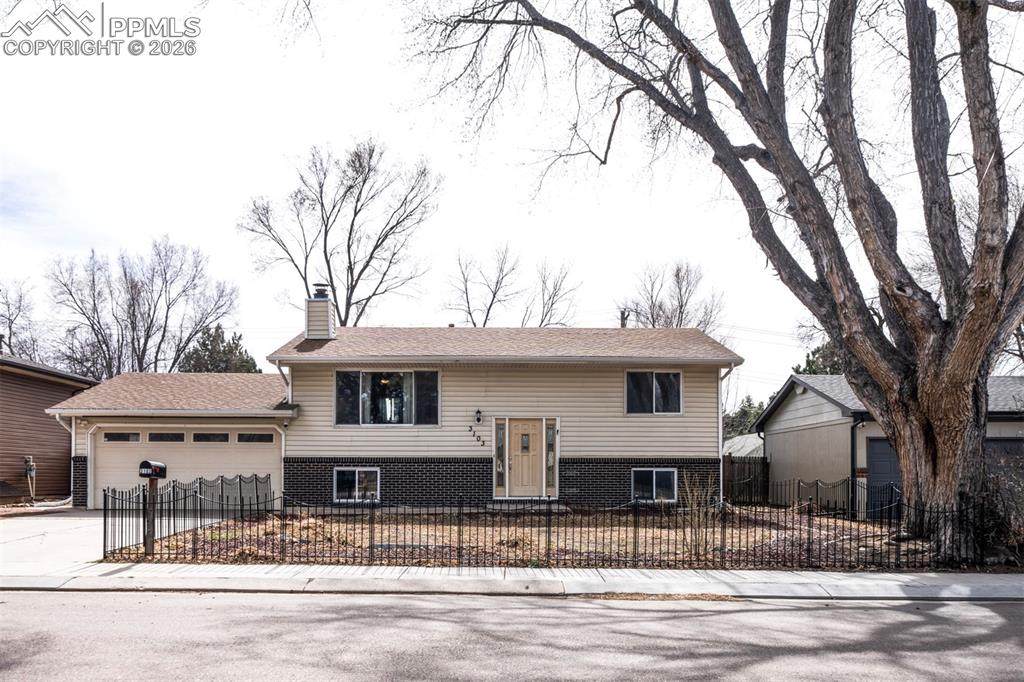 3103 Fireweed Drive - Photo 1