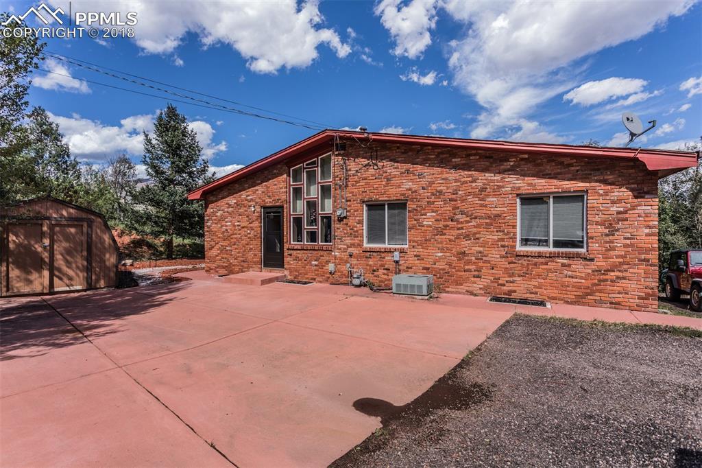 937 Midland Avenue - Photo 1