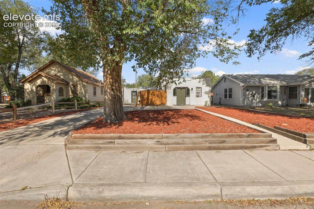 506 Swope Avenue - Photo 1