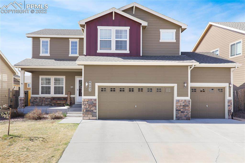 8402 Hardwood Circle - Photo 1