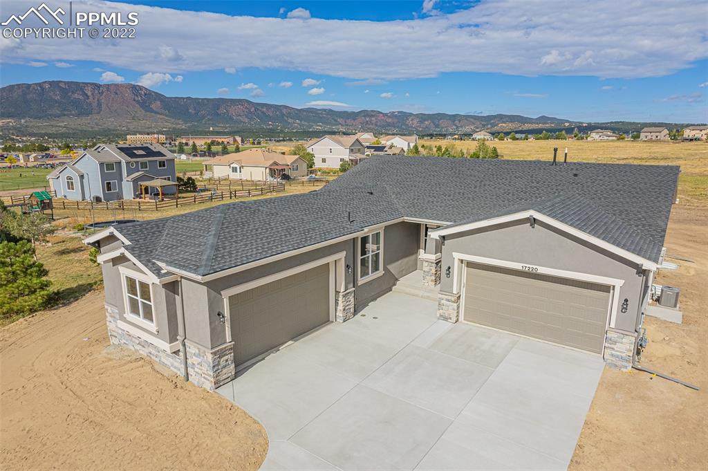 17220 Leggins Way - Photo 1