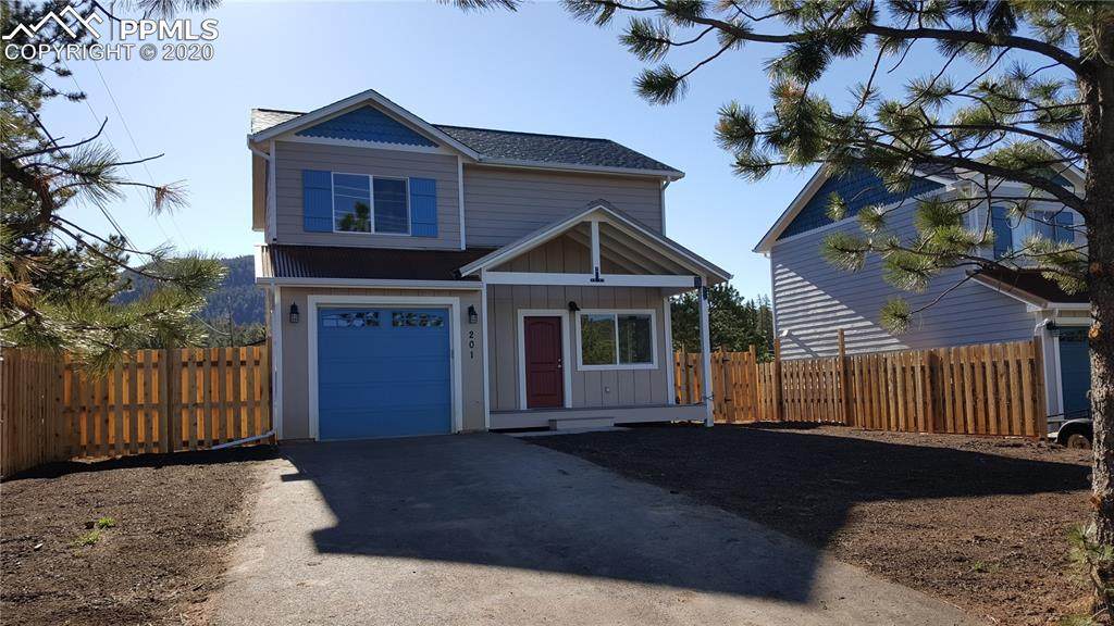 215 Grace Avenue - Photo 1