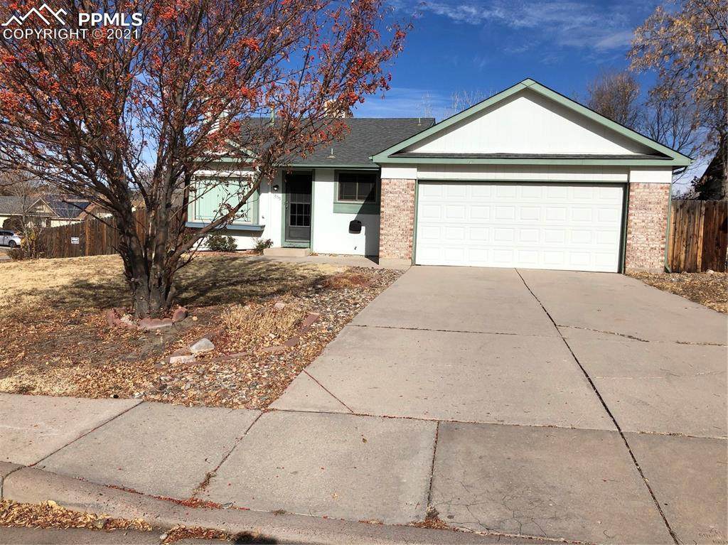 1855 Heatherdale Drive - Photo 1