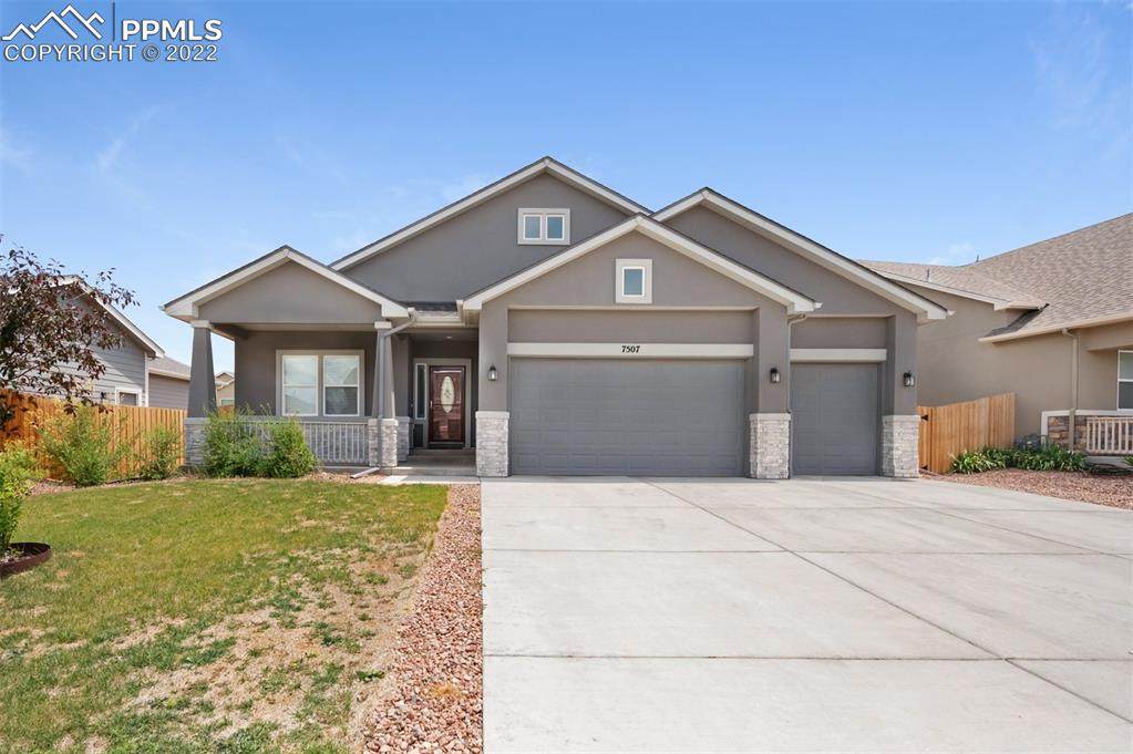7507 Bigtooth Maple Drive - Photo 1