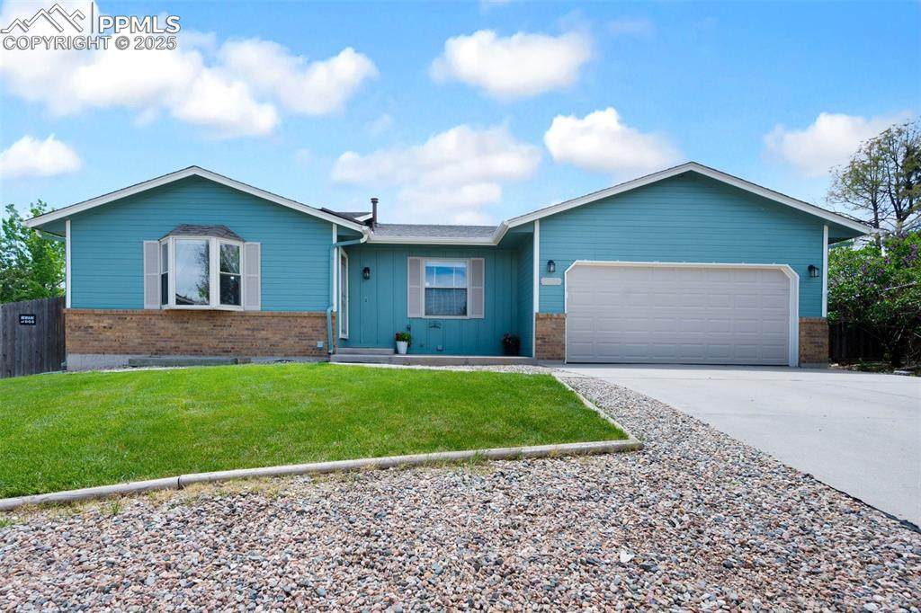 6985 Blue River Way - Photo 1