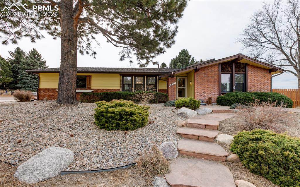 5225 Cambria Drive - Photo 1