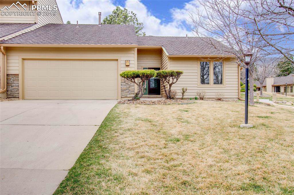 59 Woodbridge Drive - Photo 1
