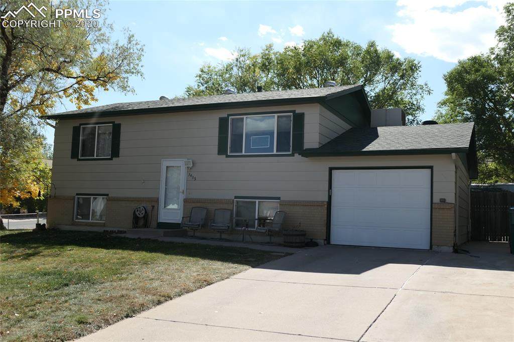 3435 Knotwood Drive - Photo 1