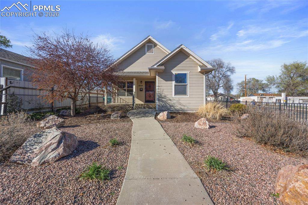 2039 8th Street - Photo 1
