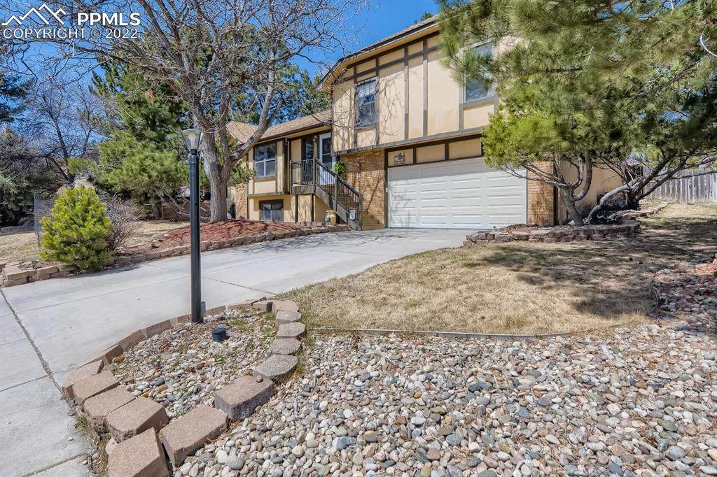 980 War Eagle Drive - Photo 1