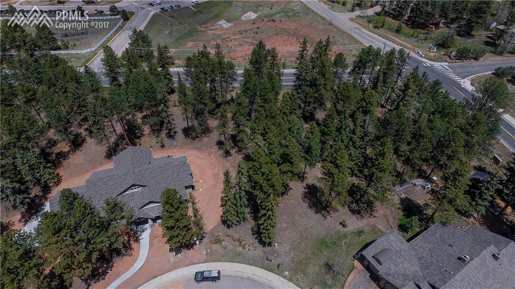 640 Chipmunk Drive - Photo 1