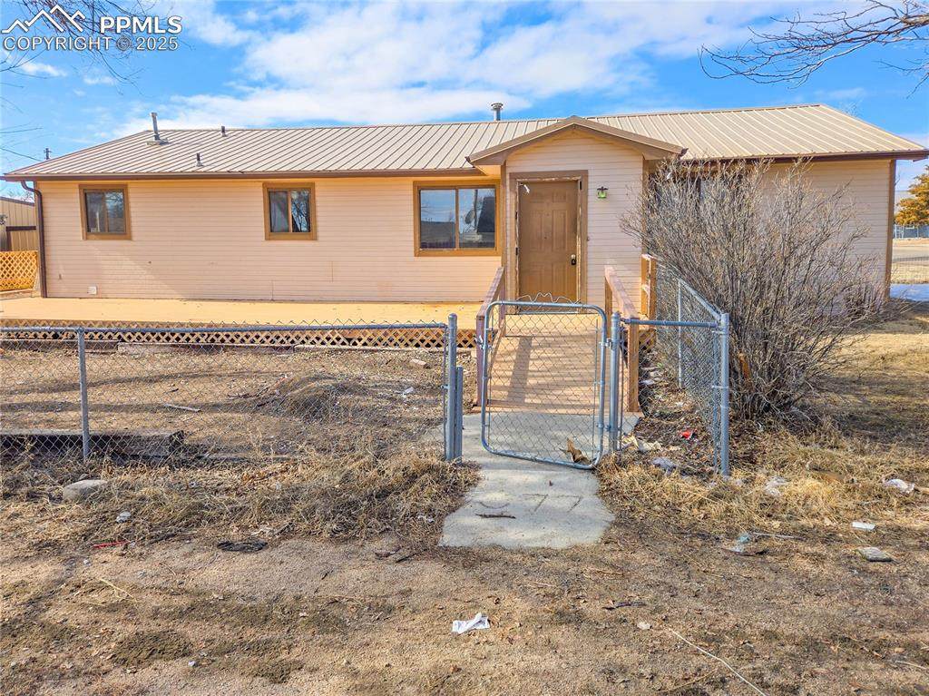 722 6th Street - Photo 1