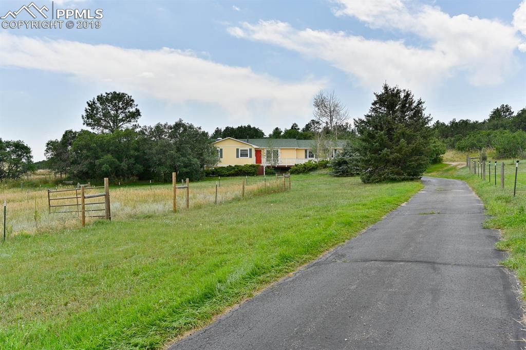 2915 Arnold Avenue - Photo 1