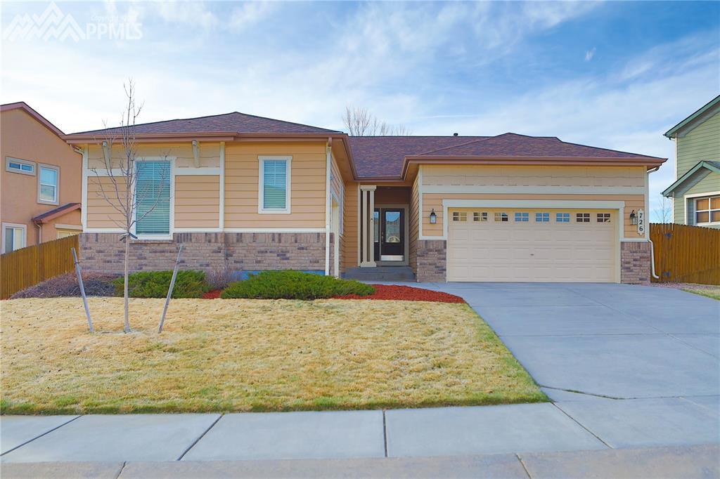 726 Airman Lane - Photo 1