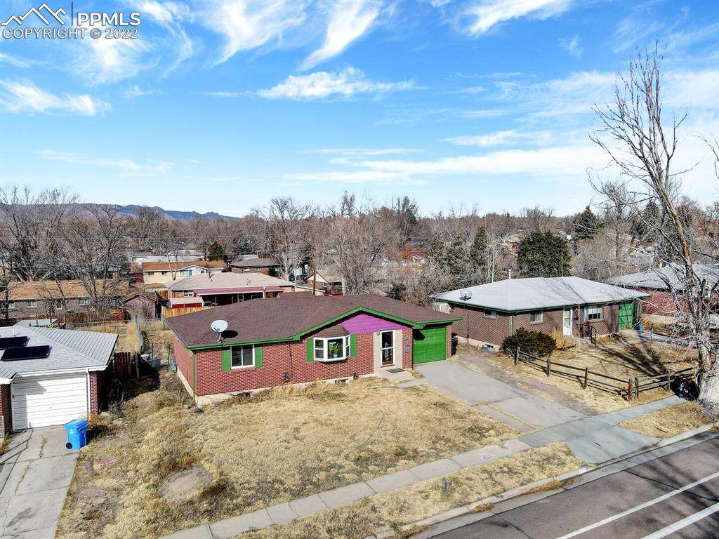 118 Chelton Road - Photo 1