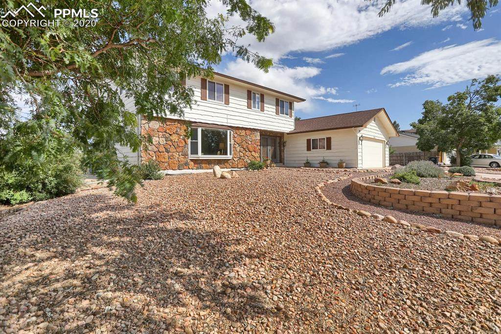 4811 Avondale Circle - Photo 1