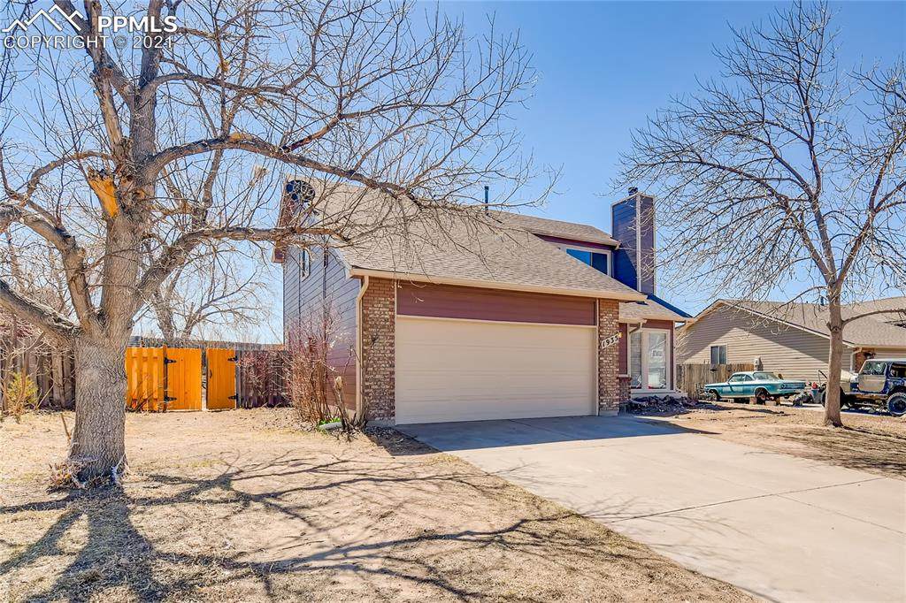1935 Leoti Drive - Photo 1