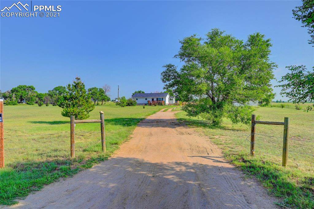 23230 Handle Road - Photo 1