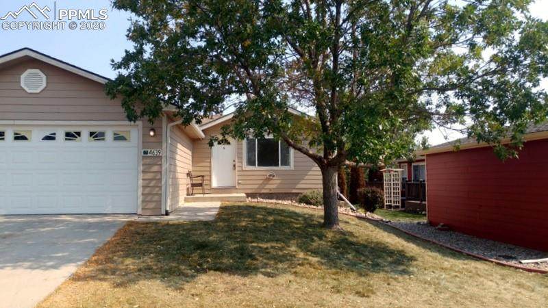 4639 Pine Marten Point - Photo 1