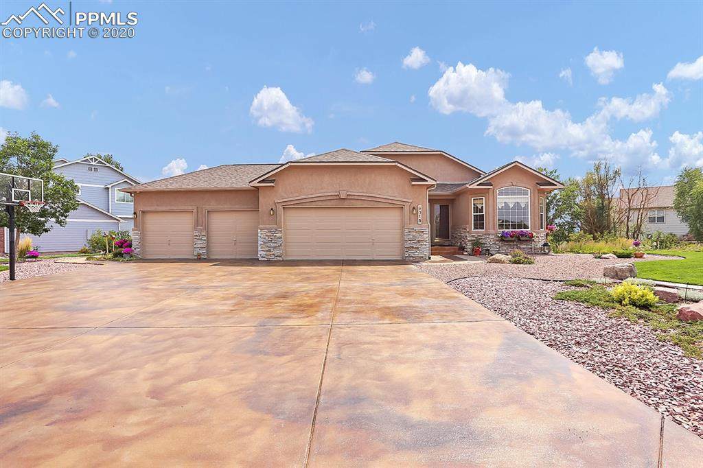 9015 Oakmont Road - Photo 1