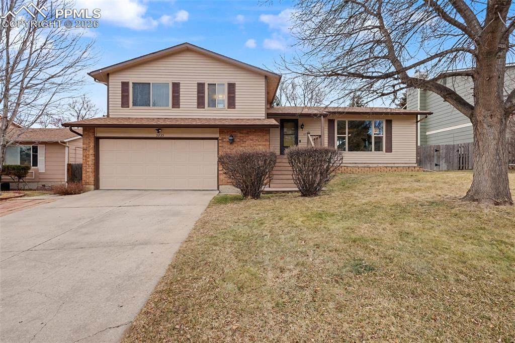 3235 Blue Mountain Way - Photo 1