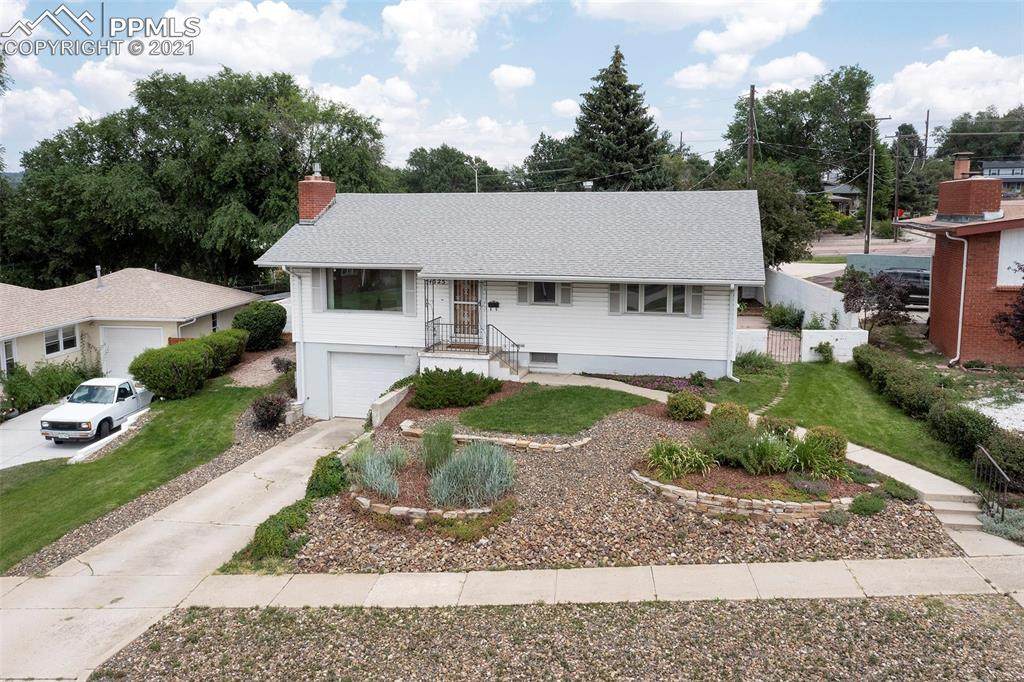 1325 Hillcrest Avenue - Photo 1