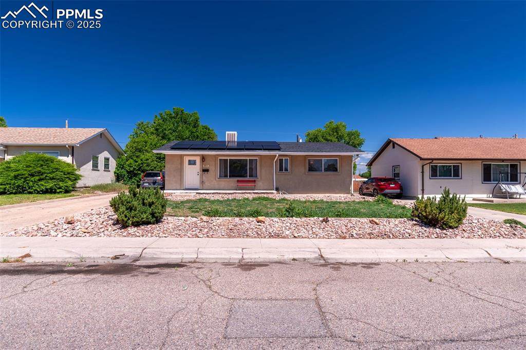 1611 Englewood Drive - Photo 1