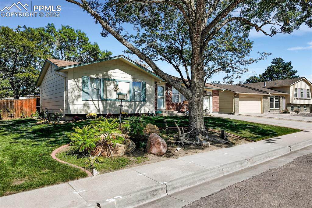 4070 Jet Wing Place - Photo 1