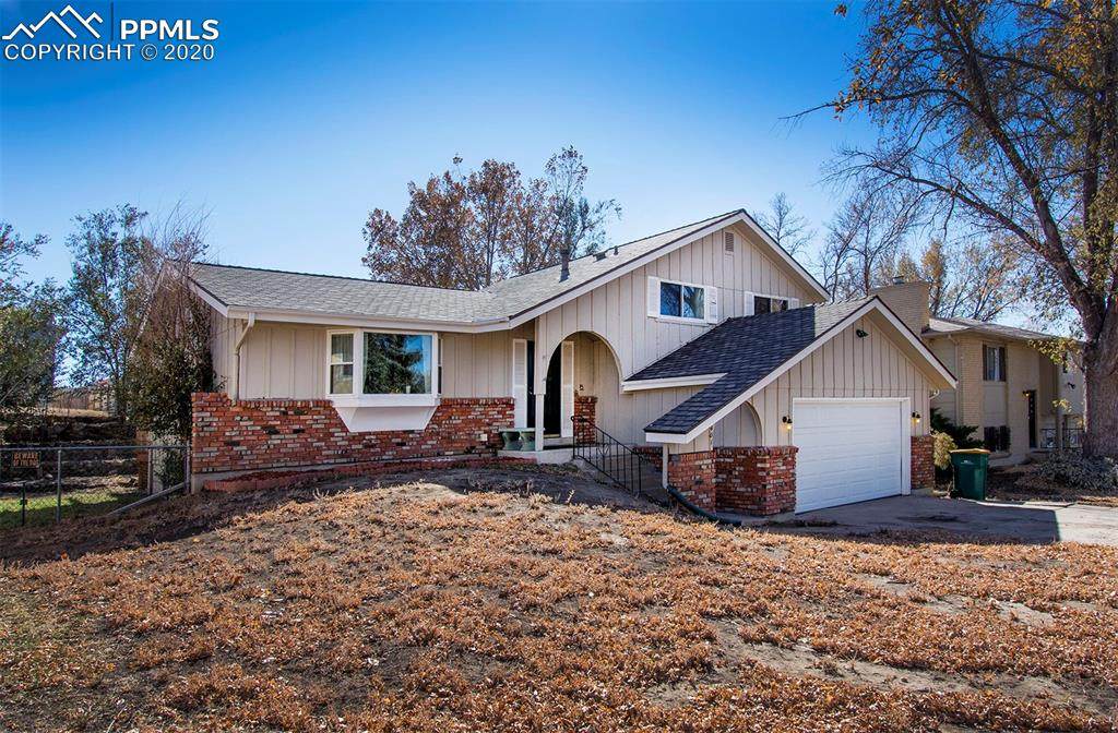 1401 Sanderson Avenue - Photo 1
