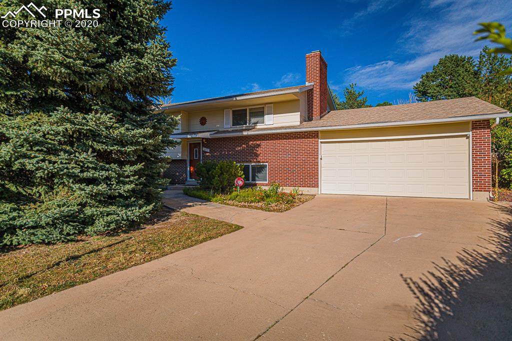 5617 Little Nell Court - Photo 1